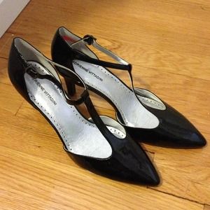 Adrienne Vittadini T Strap Pump