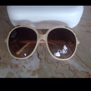 Chloe sunglasses.100% authentic/Brand New