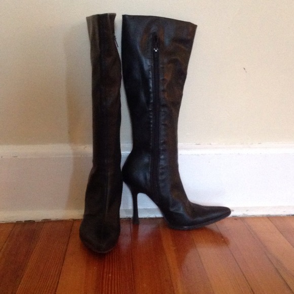 * Black boots-