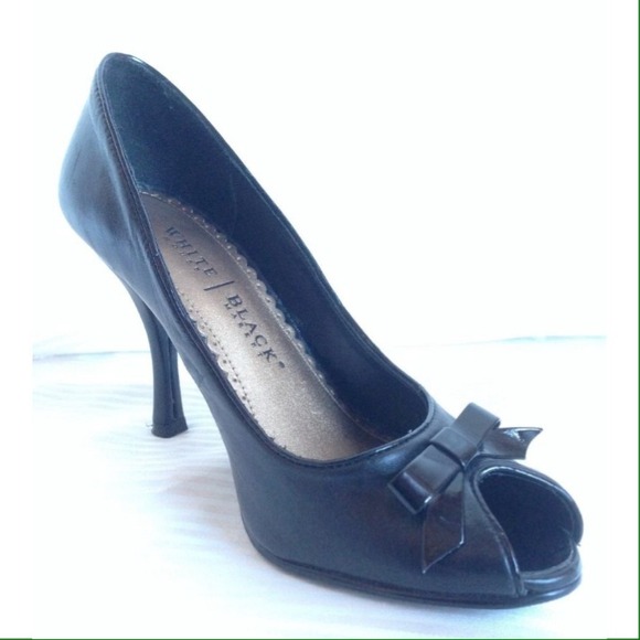 White House Black Market Sexy Open Toe Pumps