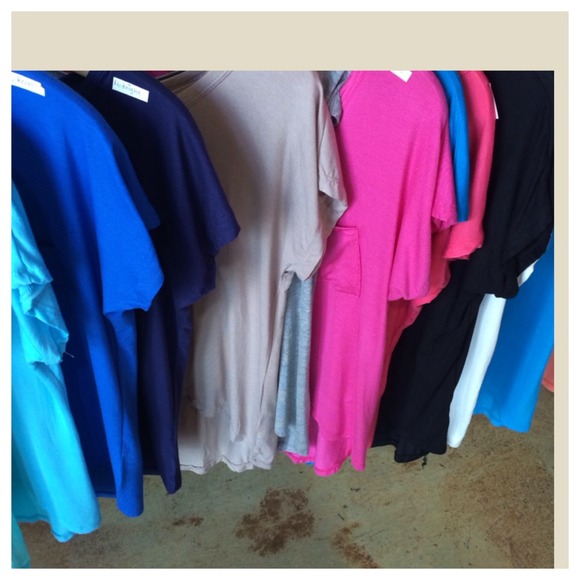 Spring tops! LIMITED SIZES AND COLORS SALE - Picture 3 of 3