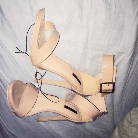 Single Sole Nude heels