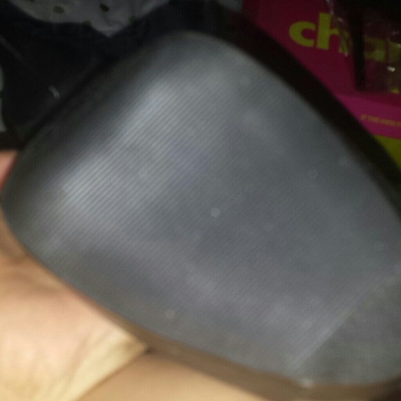 Peep toe pumps - Picture 2 of 4