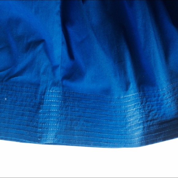 SOLD in Bundle: Dress from Windsor - Picture 3 of 3