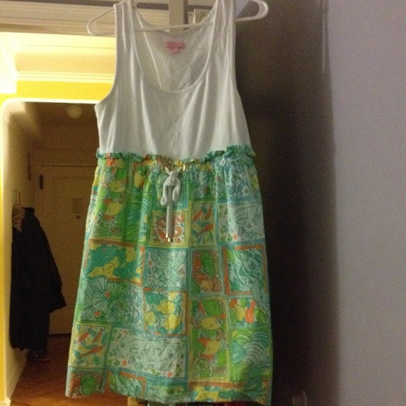 Super fun Lilly Pulitzer Summer dress!