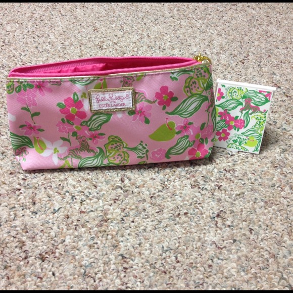 Lilly Pulitzer Accessories - Lilly Pulitzer for Estée Lauder bag & mirror