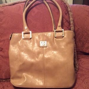 Ann Klein purse- like new