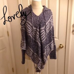 ❌Sold❌Angie Hooded Sweater Poncho NWT
