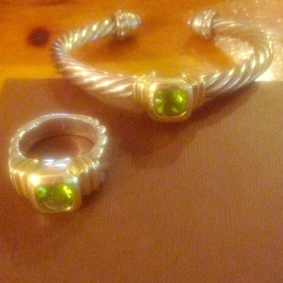 David Yurman 18 Kt  and Peridot Set