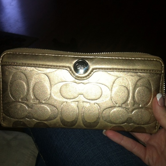Coach wallet