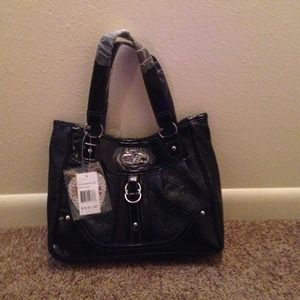 Cute Black Purse 👜