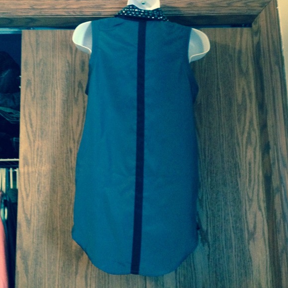 Rock & Republic studded tunic top - Picture 3 of 4