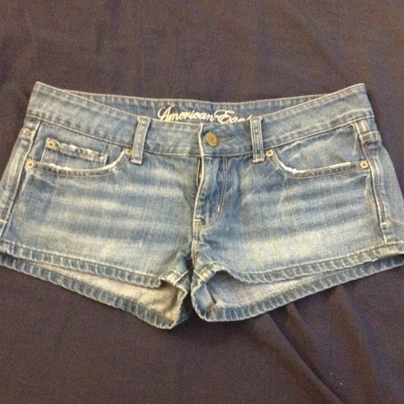 NWOT American eagle denim shorts