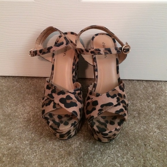 leopard wedges
