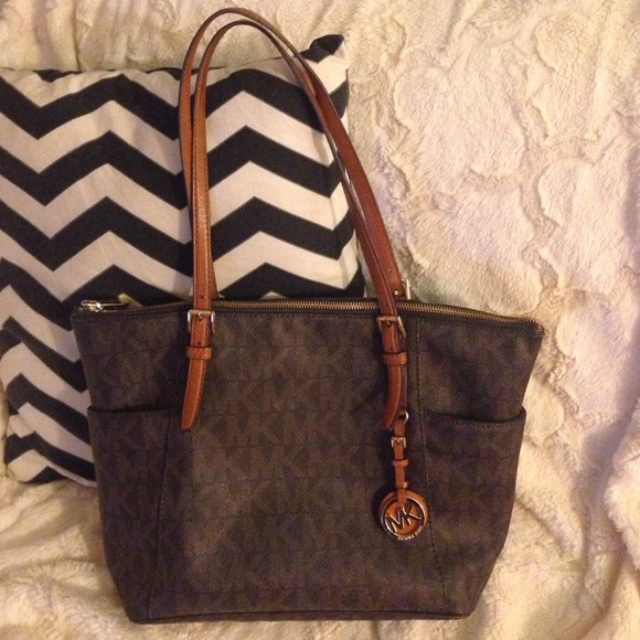 Michael Kors Purse $40 off today