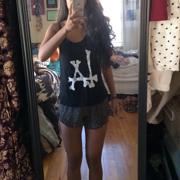 LA Bones Tank
