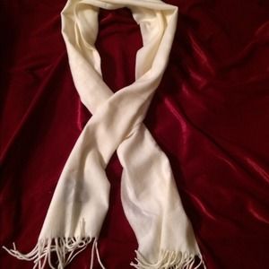 Cashmere scarf