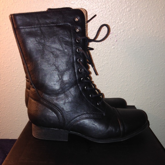 SOLD - Picture 4 of 4