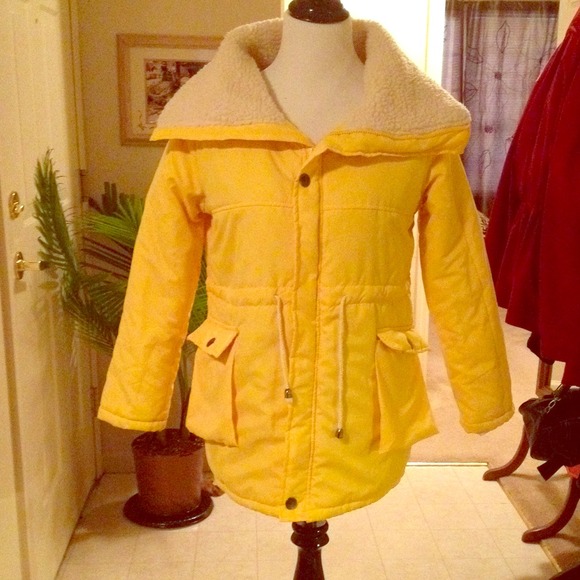 yellow sweater.