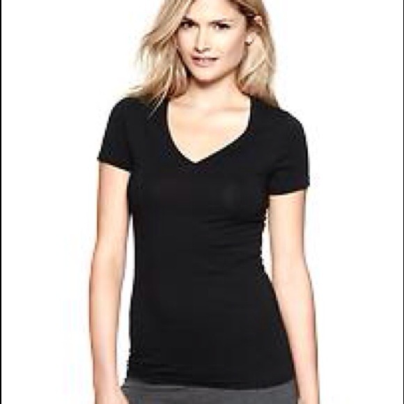 NWOT black v-neck - Picture 1 of 2