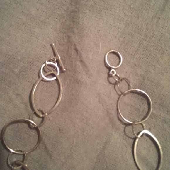 Loop necklace - Picture 3 of 4