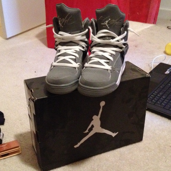 Boys Flight Air Jordan's