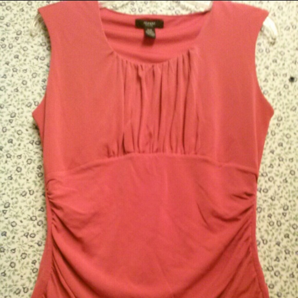 ALFANI coral muscle shirt