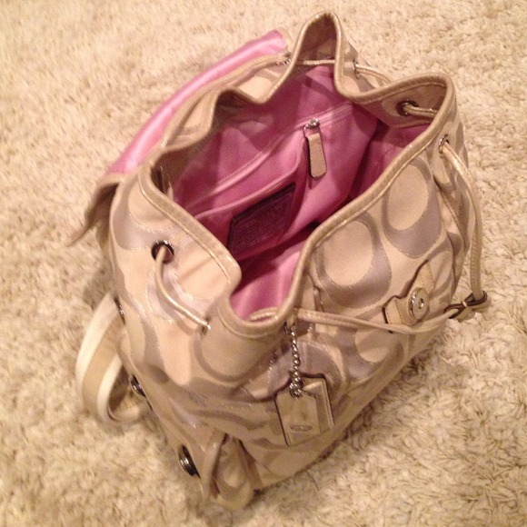 Coach backpack - Picture 2 of 3