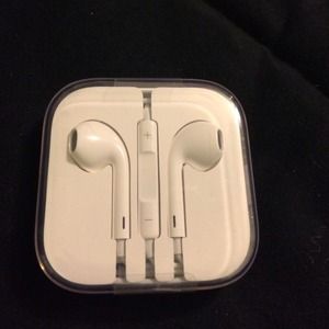 iPhone 5 headphones