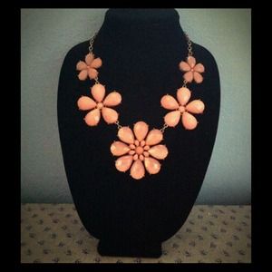 Francesca's peach floral statement necklace