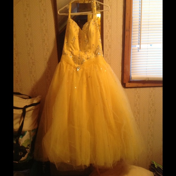 Prom dress - Picture 1 of 1