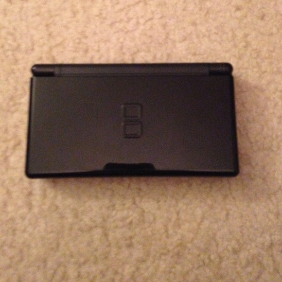 Black gameboy ds