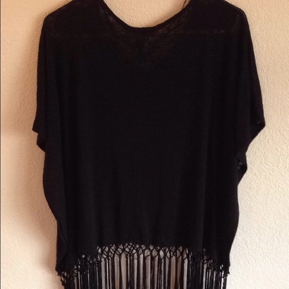 Forever 21 black fringed knit top - Picture 2 of 4