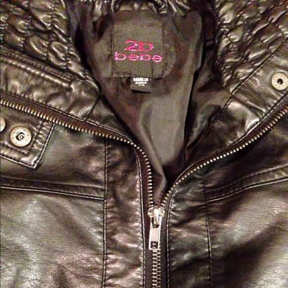 NWOT bebe Black Leatherette Moto Jacket - Picture 3 of 4