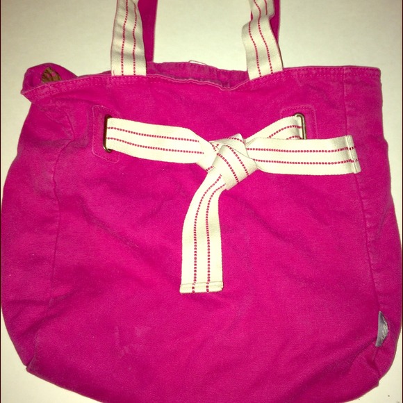 Cute pink Aeropostale tote!