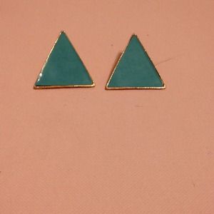 Triangle Aztec earrings NWOT