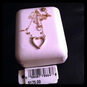 Gold Necklace with Heart Charm 10k❤️❤️❤️❤️