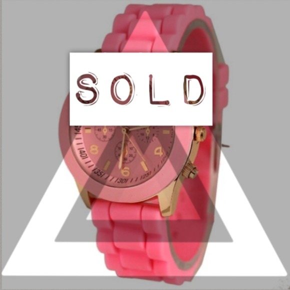 Pink gummy watch