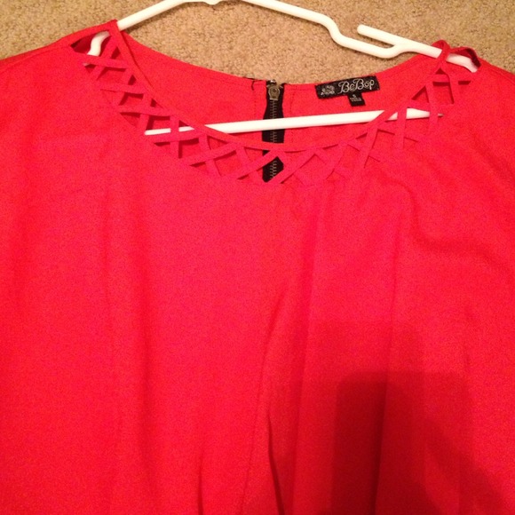 Salmon/red dress