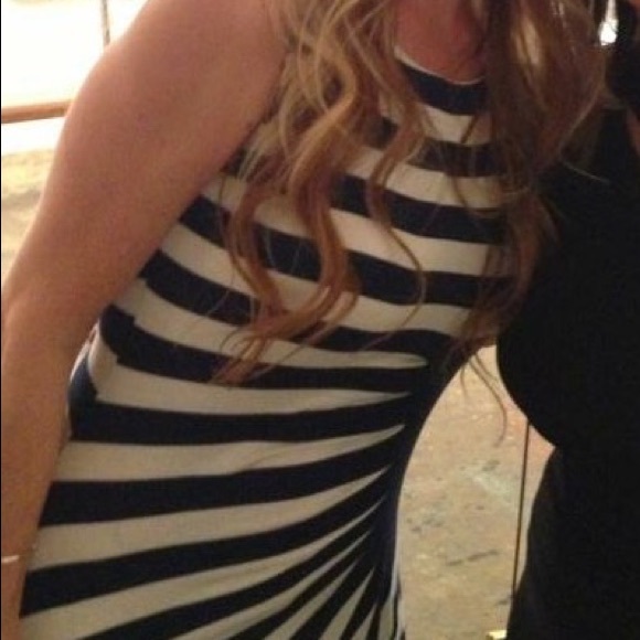 Cream and navy maxi dress - Picture 3 of 3