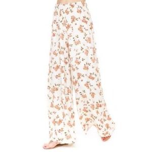 Brandy Melville Floral Aarika pants 😍