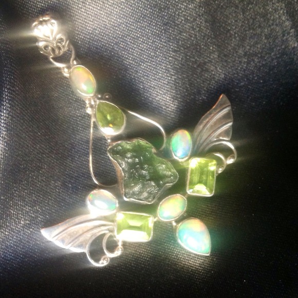 ((( SOLD! Moldavite ))) - Picture 2 of 3