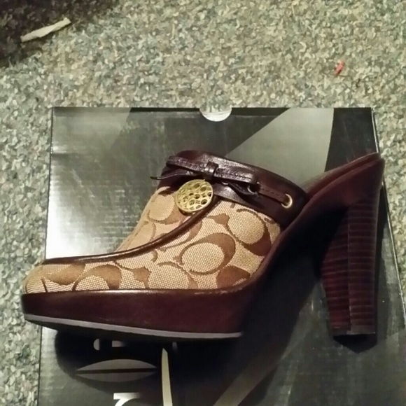 Authentic  Coach Clogs