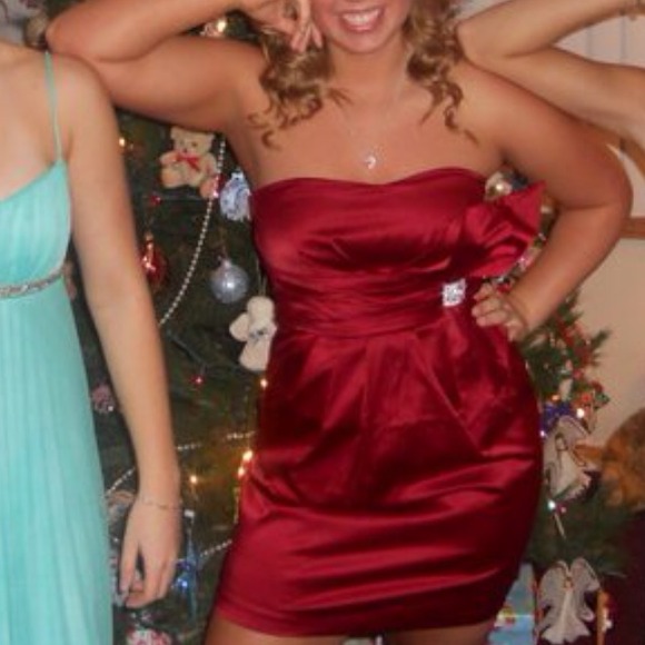 Adorable red Maurice's dress!