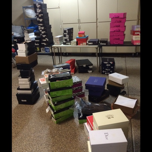 New Closet-PLease spread the POSHLOVE - Picture 2 of 4