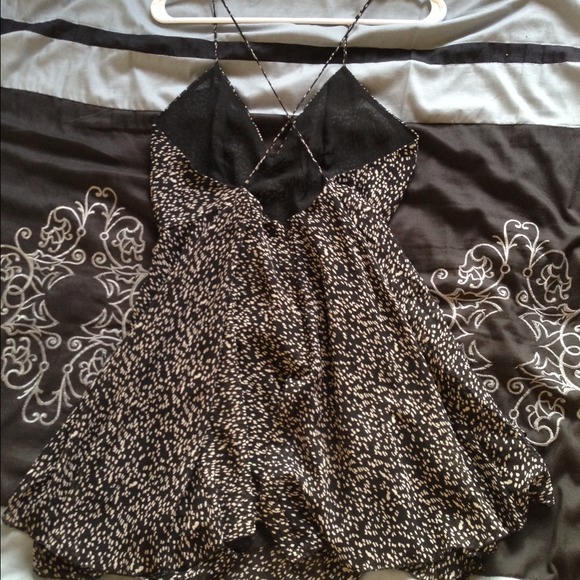 Forever 21 crossback spotted black dress - Picture 3 of 4