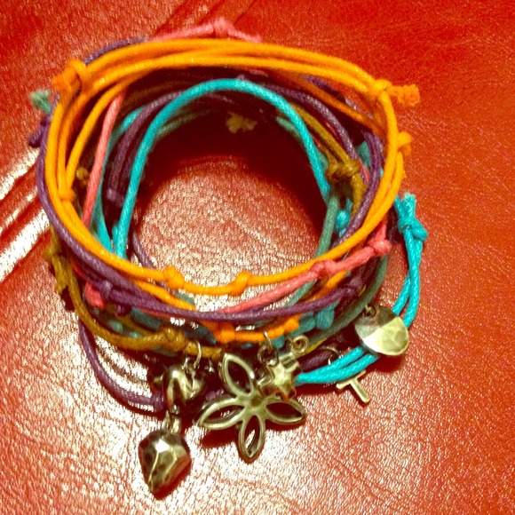 Colorful bracelets !