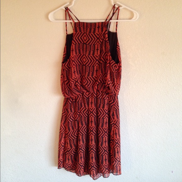 Wet Seal Orange V-neck Chiffon Dress - Picture 2 of 3