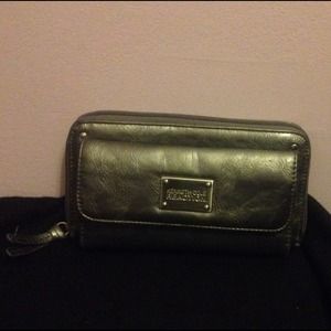 Kenneth Cole wallet