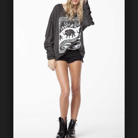 Brandy Melville Elephant Top